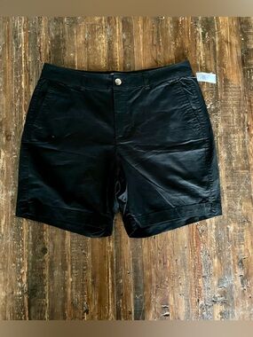 Old Navy Black Everyday High-Rise Shorts Sz 12 NWT